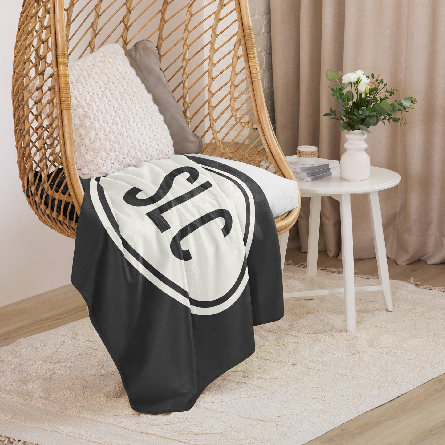 Unique Travel Gift Sherpa Blanket - White Oval • SLC Salt Lake City • YHM Designs - Image 06