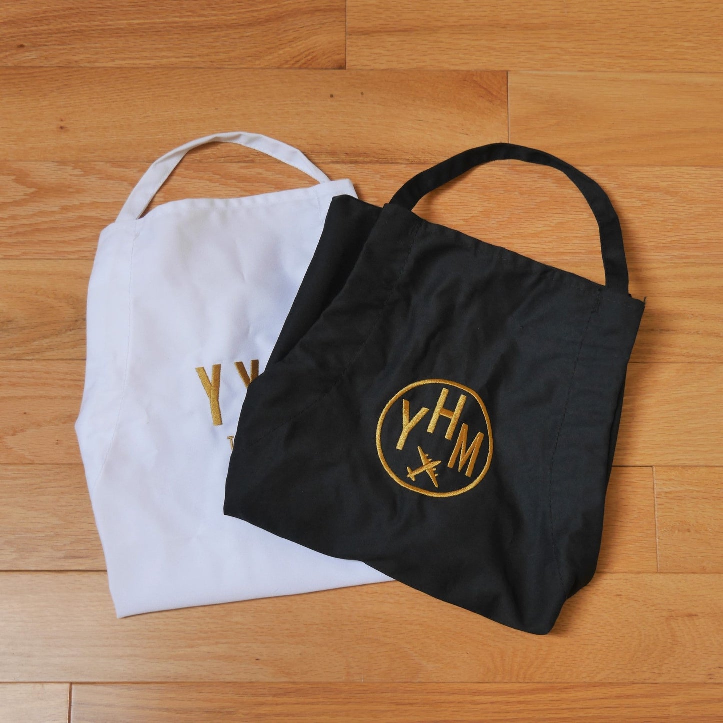 City Embroidered Apron - Old Gold • HKG Hong Kong • YHM Designs - Image 14