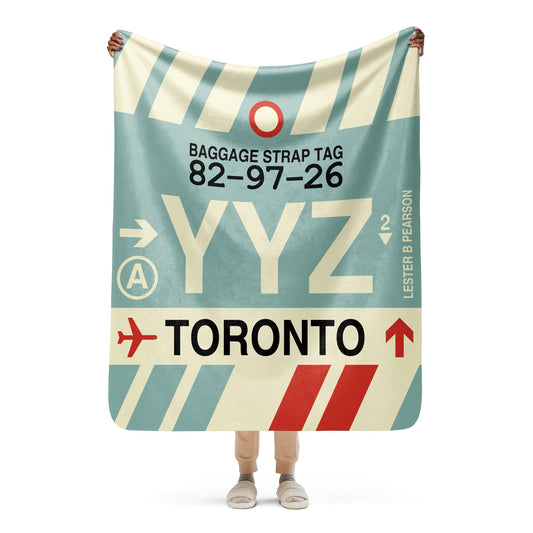 Christmas Gifts for Travel Lovers 2025 • Canadian Ideas • YHM Designs