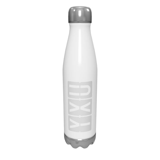 yxu-london-airport-code-water-bottle-with-split-flap-display-design-in-grey
