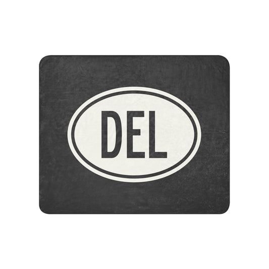 Unique Travel Gift Sherpa Blanket - White Oval • DEL Delhi Souvenir • YHM Designs - Image 01