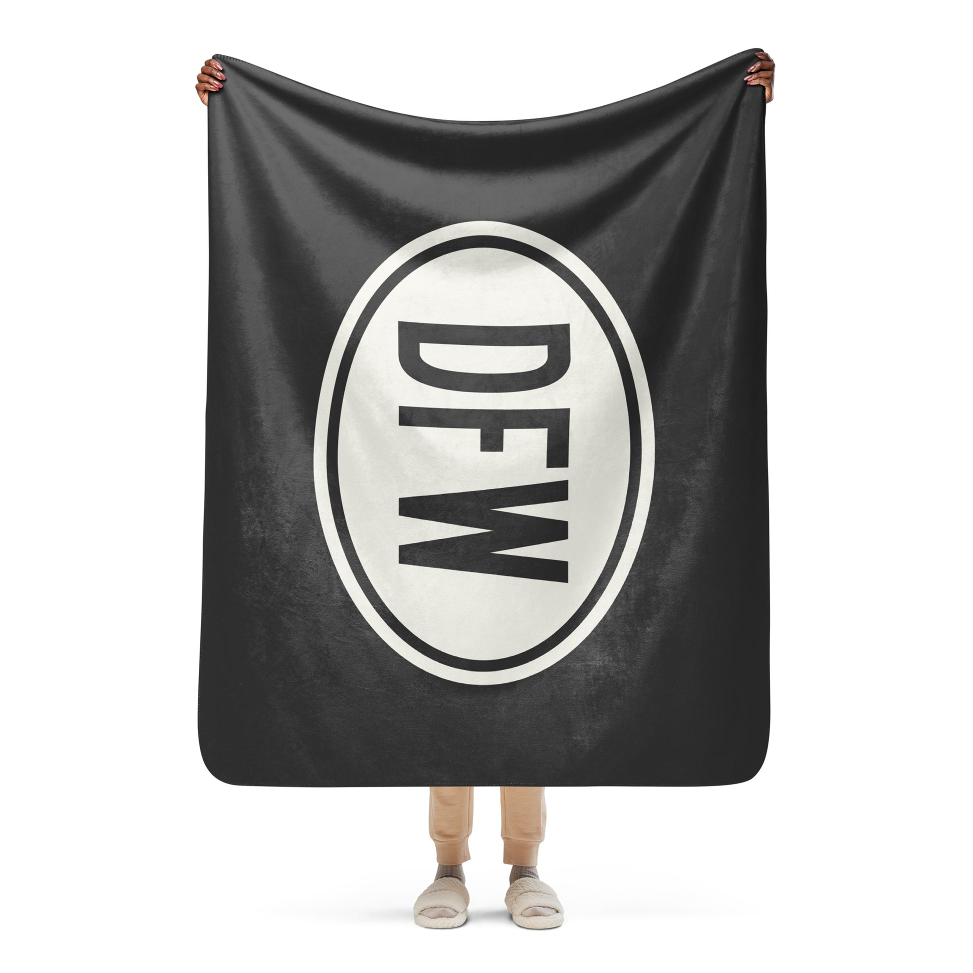 Unique Travel Gift Sherpa Blanket - White Oval • DFW Dallas Souvenir • YHM Designs - Image 04
