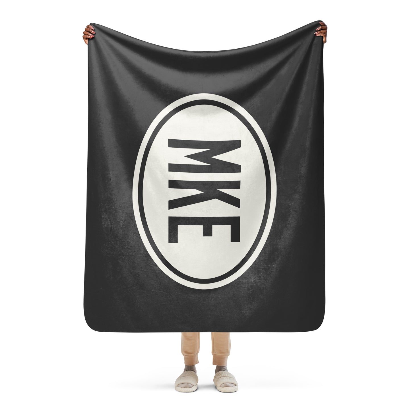 Unique Travel Gift Sherpa Blanket - White Oval • MKE Milwaukee • YHM Designs - Image 04