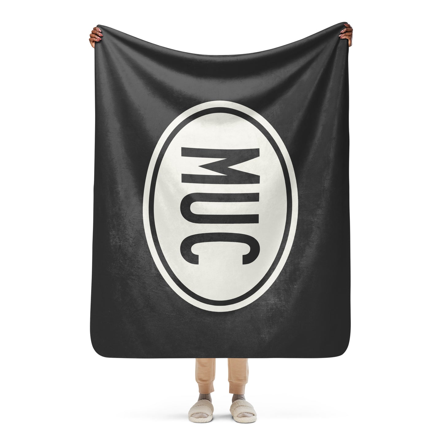 Unique Travel Gift Sherpa Blanket - White Oval • MUC Munich Souvenir • YHM Designs - Image 04