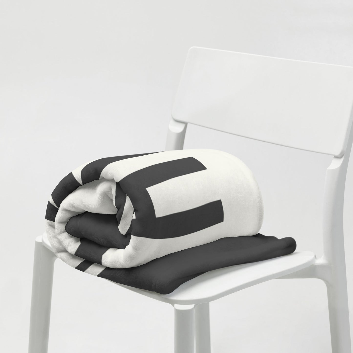 Unique Travel Gift Throw Blanket - White Oval • ZRH Zurich • YHM Designs - Image 07
