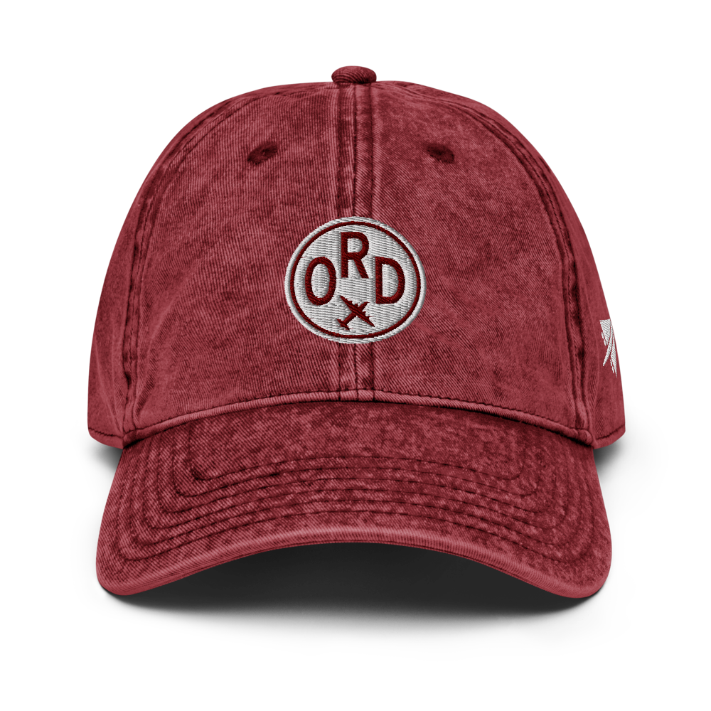 YHM Designs - ORD Chicago Airport Code Vintage Roundel Vintage Washed Baseball Cap - Travel Gifts for Men and Women - Maroon 01